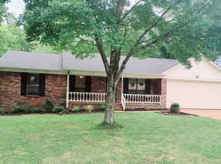 90 Parchman Dr, Jackson, TN 38305