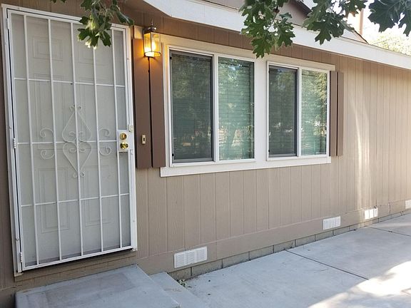 3rd image of 480 Santa Barbara Ave