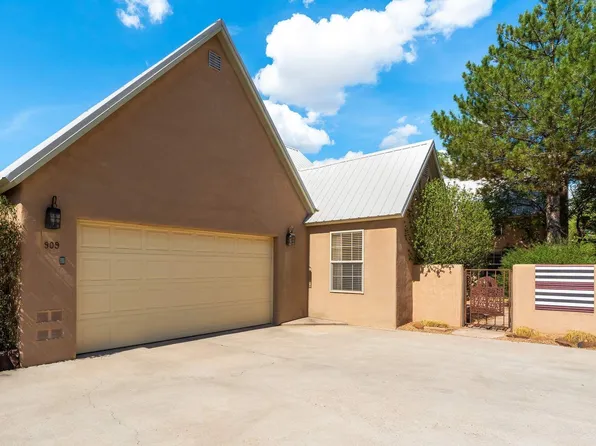 909 Nicole Pl, Santa Fe, NM 87505