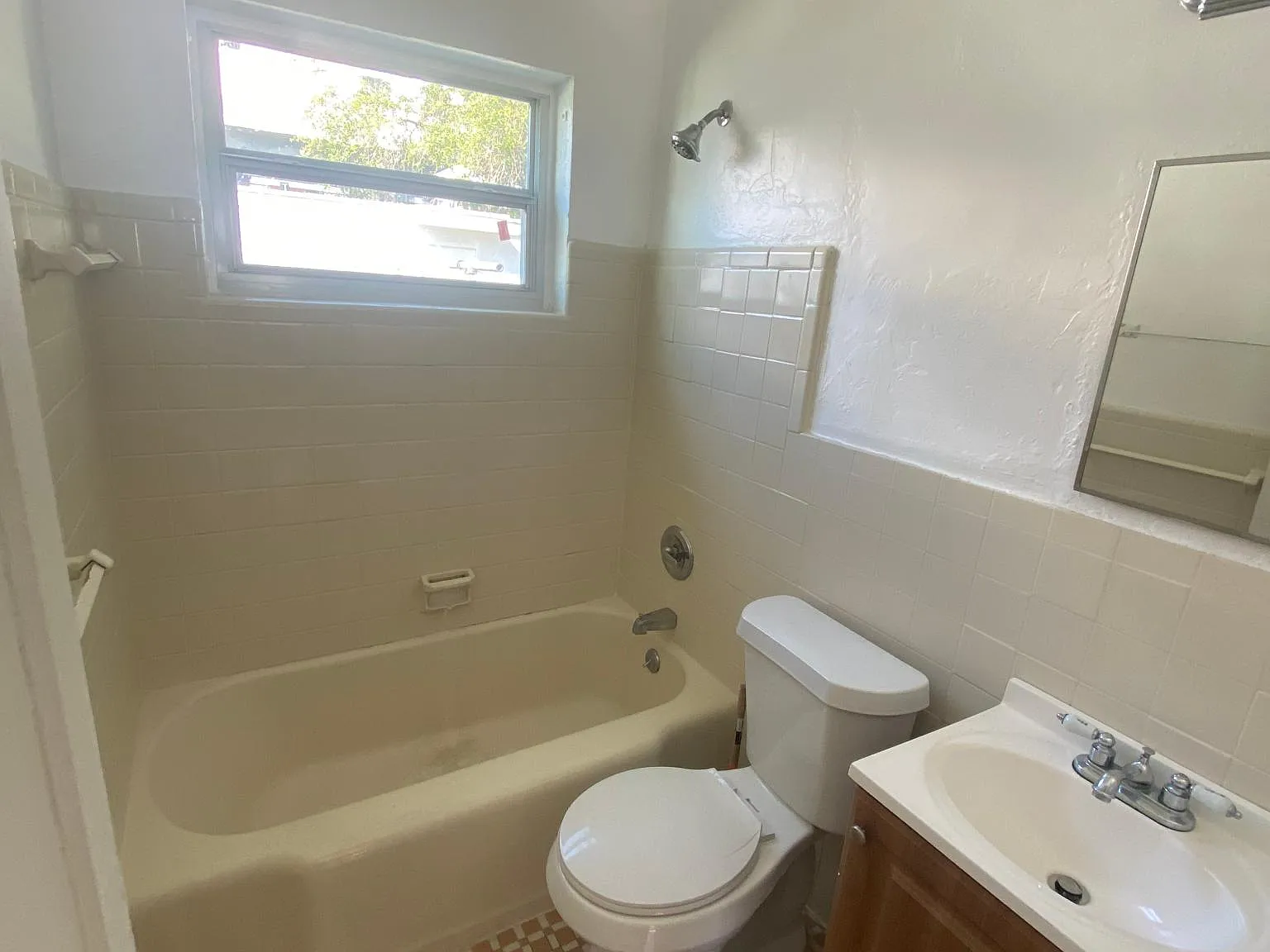 Studio, 500 sqft, $1,150 — Photo 4