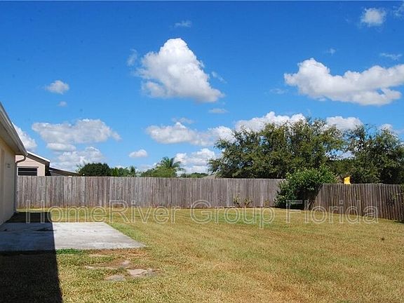 2nd image of 6003 Mission Dr