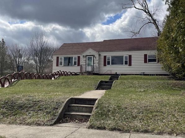 938 Ransom STREET, Ripon, WI 54971