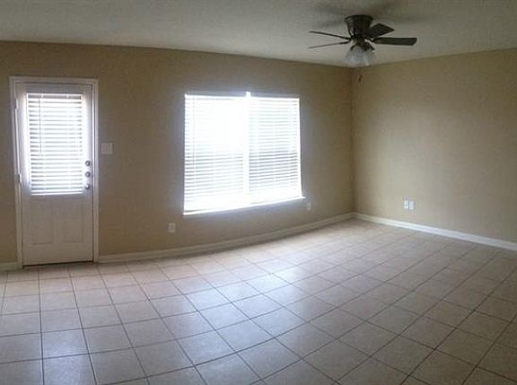 2nd image of 10008 Quail Glen Dr