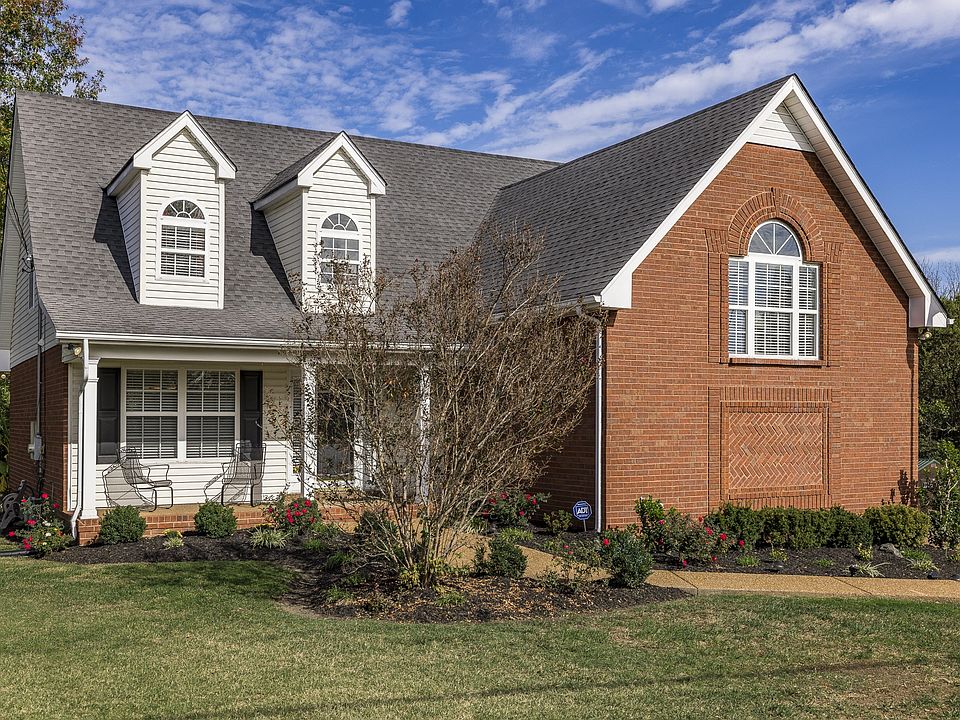 1st image of 142 Waterford Way