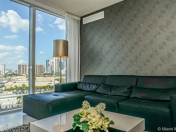 4th image of 150 Sunny Isles Blvd Unit 1702
