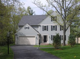 8 Piper Rd, Lexington, MA 02421