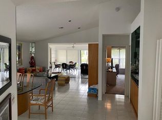 6806 Touchstone Cir, Palm Beach Gardens, FL 33418
