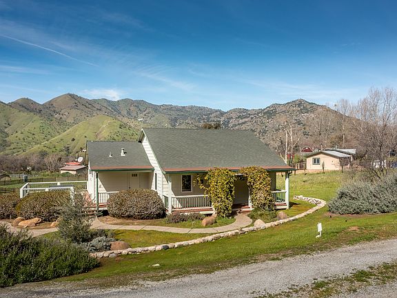 2nd image of 42148 South Fork Drive