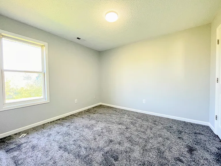 109 Tanner Ridge Cir — Photo 13