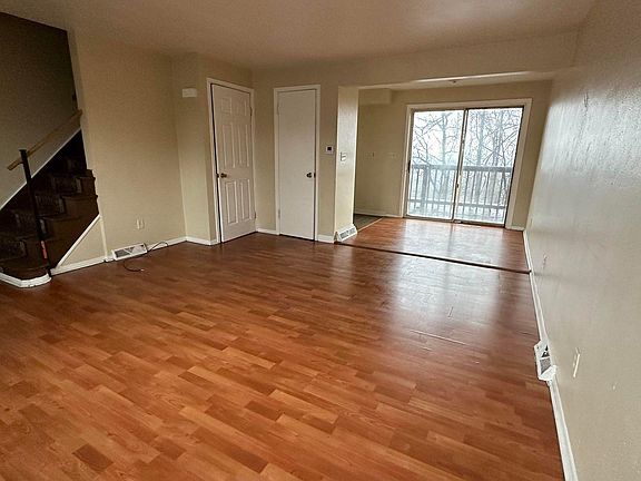 2nd image of 2803 Sunset Blvd #2