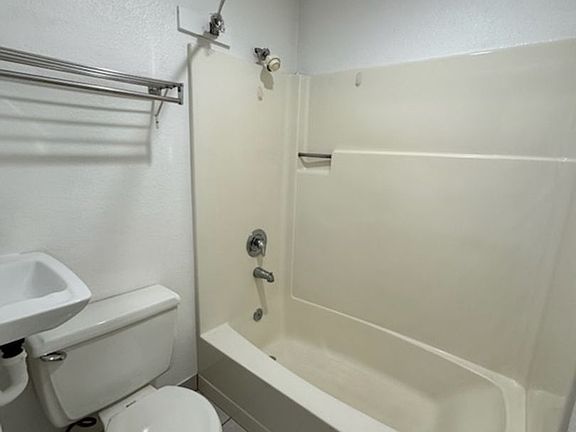 5th image of 345 E Oregon Ave #233