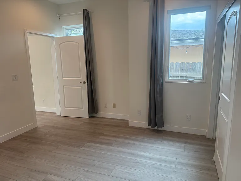 720 S 3rd Ave #B — Photo 13