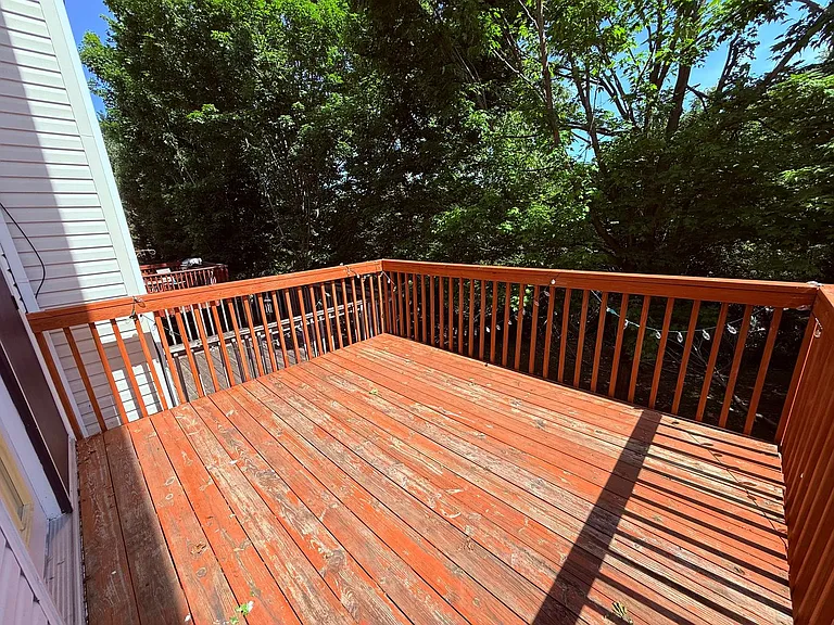 608 Stone St — Photo 12