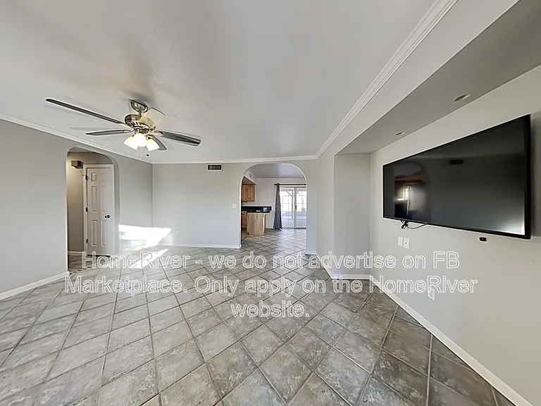 3815 Reservation Dr — Photo 2