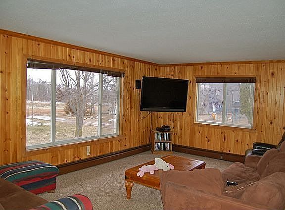 4th image of 18309 350th St