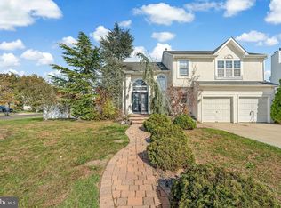 1 Granite Ct, Sicklerville, NJ 08081