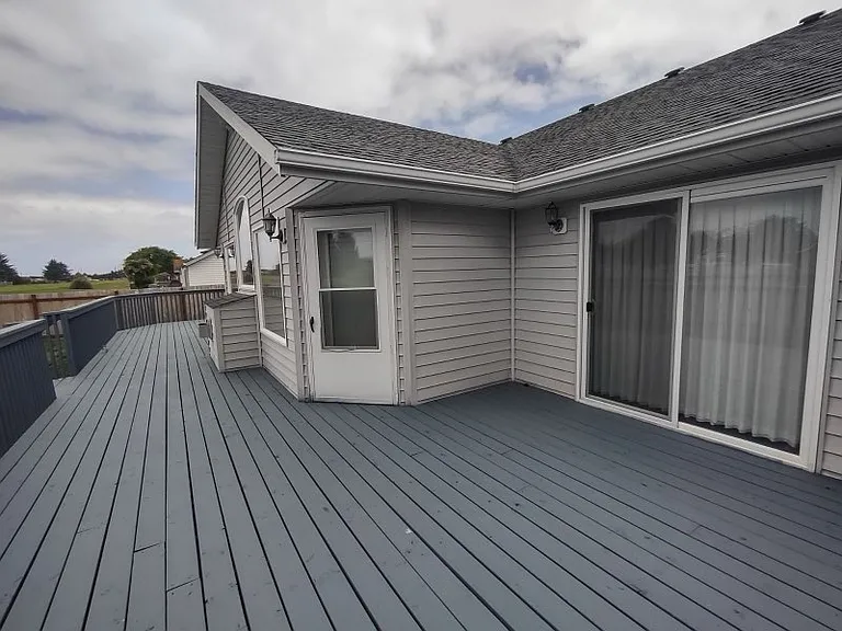 365 Octopus Ave NE — Photo 26
