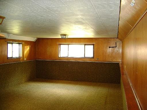 5th image of 2223 S Sherwood Ave