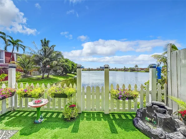 10730 NW 7th St APT 7A, Miami, FL 33172