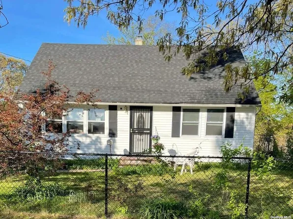 181 Mark Tree Road, Centereach, NY 11720