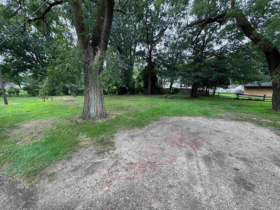 2nd image of LOT 74 Heaton Park Vis