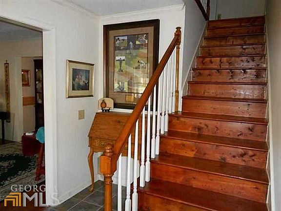 2nd image of 3703 S Marlborough Dr