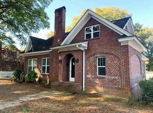 512 N Wall St, Calhoun, GA 30701