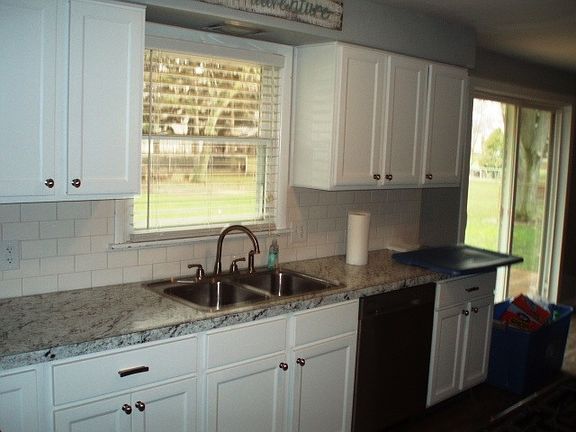 3rd image of 238 Ferris Ave