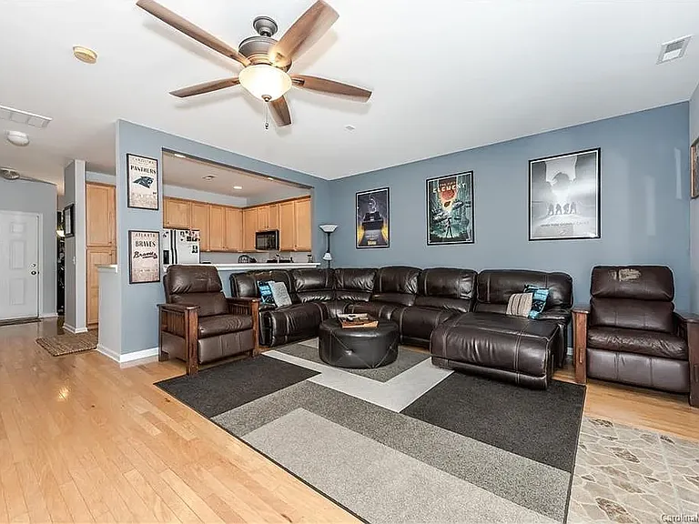 11335 Dundarrach Ln — Photo 19