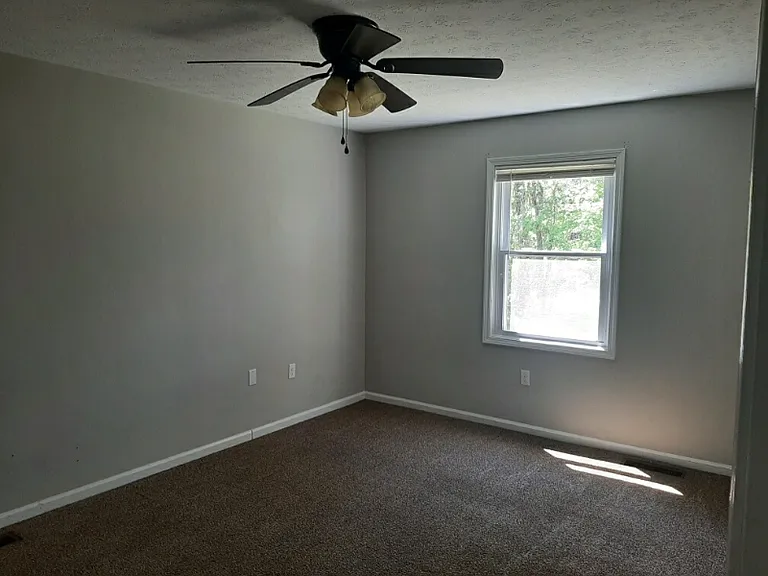 103 Molloy #103 — Photo 1