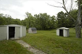 3rd image of 47 Fox Ave
