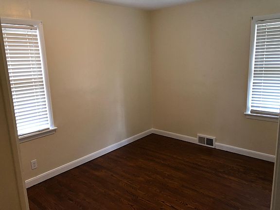 Bedroom 12x9