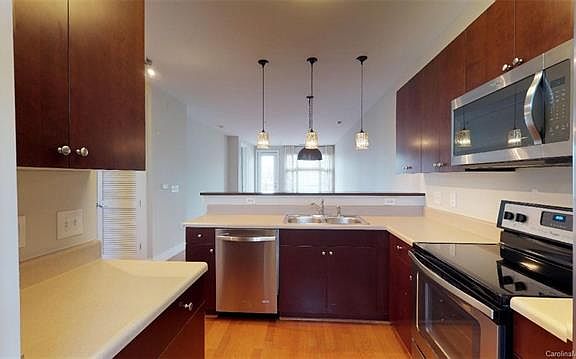 3rd image of 1101 W 1st St APT 308