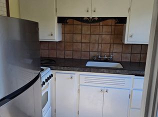 879 Donnelly Ave, Coos Bay, OR 97420