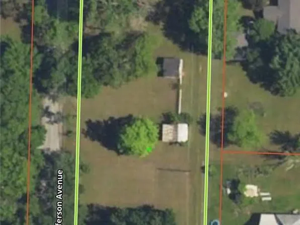 307 S Jefferson Ave, La Harpe, KS 66751