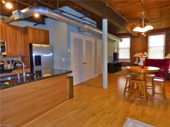 836 Oak St Suite 301, Winston Salem, NC 27101