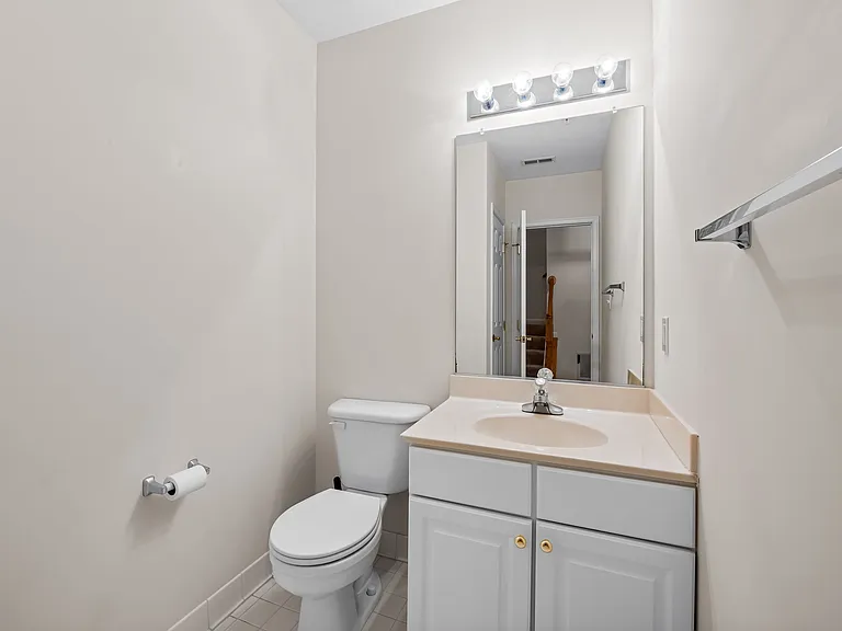 48 Winterberry Ct — Photo 24