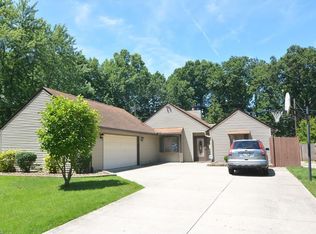 1805 Revere Pl, Lorain, OH 44053
