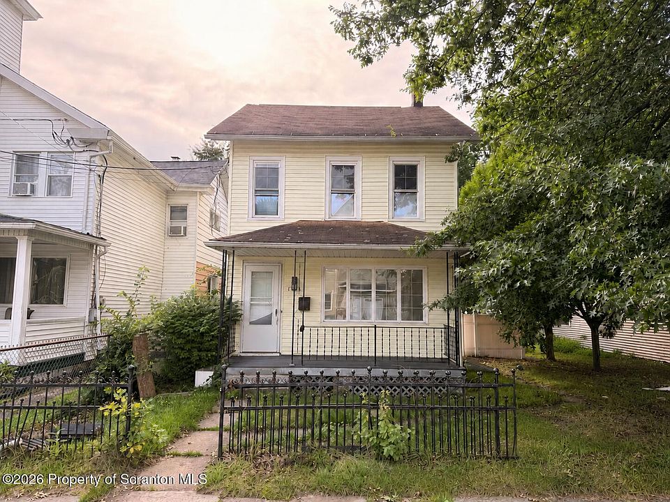 1st image of 1424 Capouse Ave