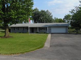 2822 E Center Dr, Bluffton, IN 46714