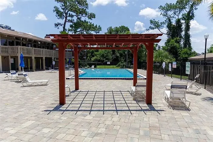 5307 Burning Tree Dr — Photo 23