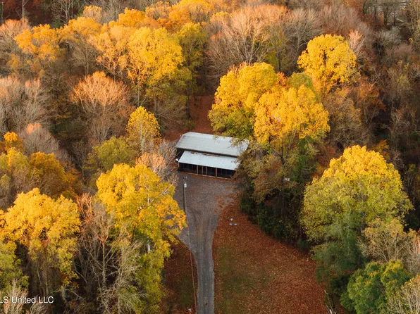 2732 Myrleville Rd, Yazoo City, MS 39194