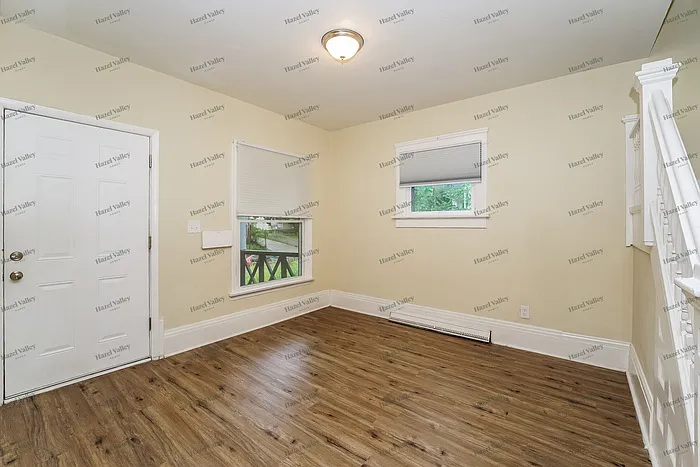 191 Gale St — Photo 7