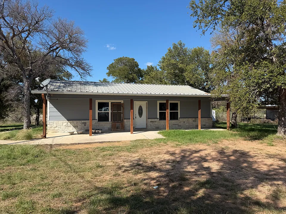 231 Deer Dr