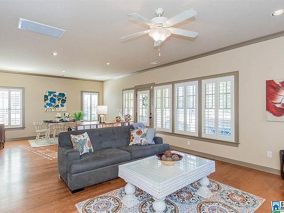 3rd image of 3942 James Hill Cir