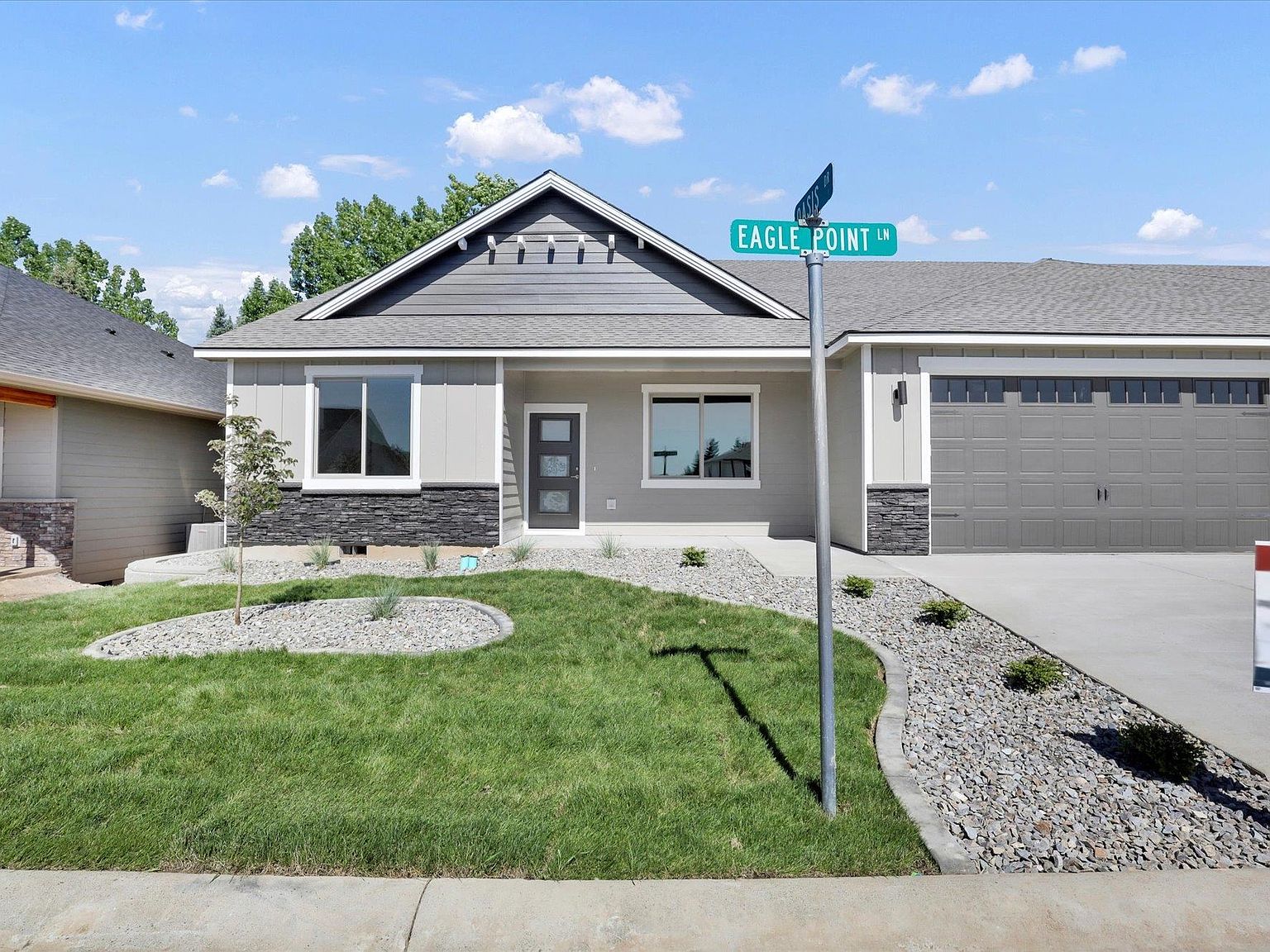 1109 N Country Club Dr APT 15
