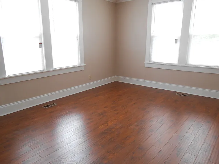901 S Jackson St #4 — Photo 5
