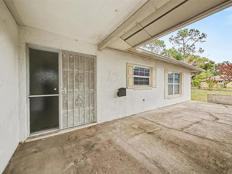 5033 Loyola Ln — Photo 23