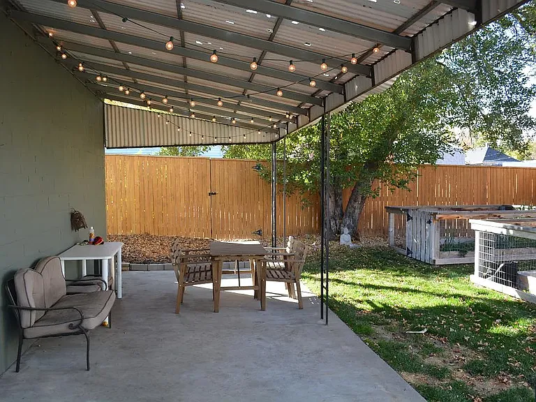 3733 Alcott St — Photo 11