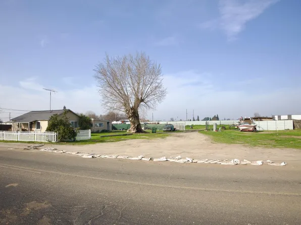 218 E Greenway Ave, Turlock, CA 95380